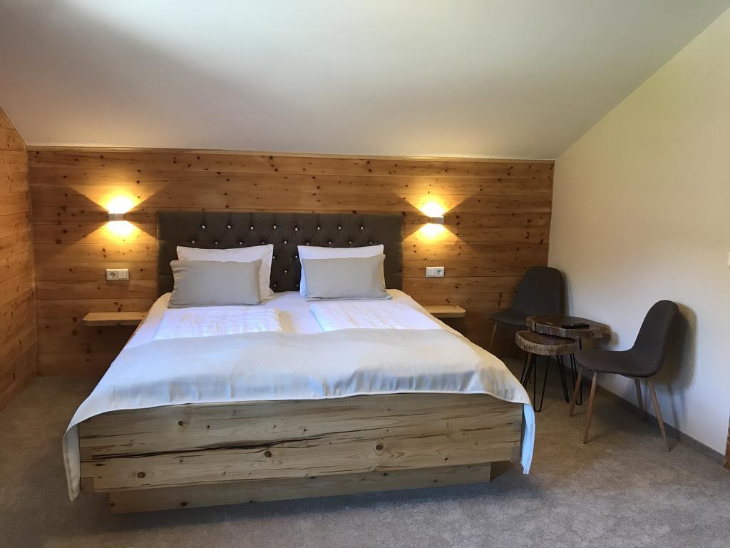 Oberwinklgut Hotel Bischofshofen Szoba fotó